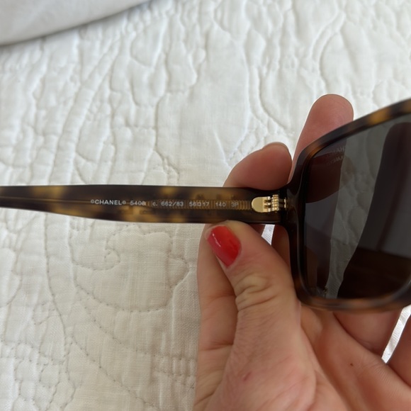 Authentic CHANEL square light tortoise logo sunglasses - Picture 8 of 11